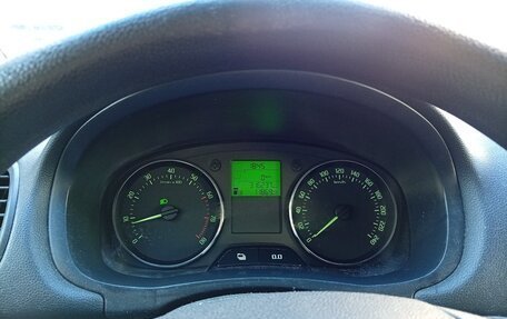 Skoda Fabia II, 2011 год, 360 000 рублей, 3 фотография