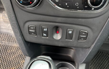 Renault Sandero II рестайлинг, 2018 год, 850 000 рублей, 8 фотография