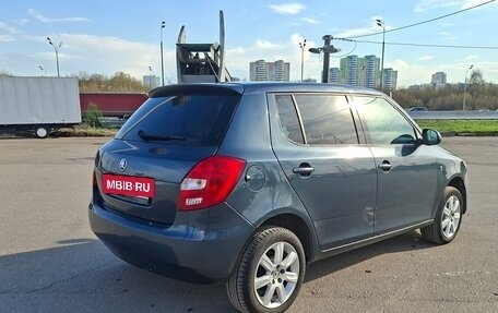Skoda Fabia II, 2013 год, 545 000 рублей, 2 фотография