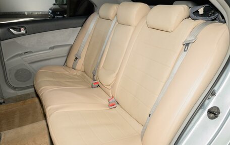 Hyundai Sonata VI, 2005 год, 749 000 рублей, 10 фотография