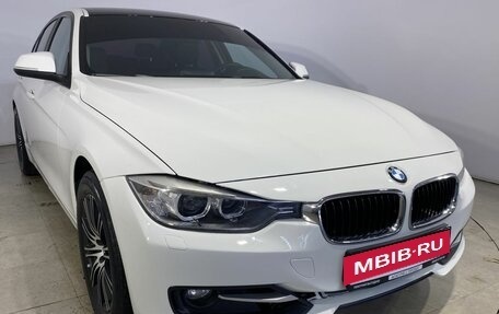 BMW 3 серия, 2014 год, 1 353 000 рублей, 18 фотография