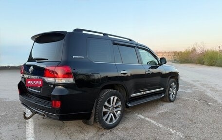 Toyota Land Cruiser 200, 2016 год, 4 900 000 рублей, 5 фотография