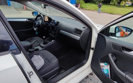 Volkswagen Jetta VI, 2013 год, 915 000 рублей, 12 фотография