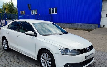 Volkswagen Jetta VI, 2013 год, 915 000 рублей, 5 фотография