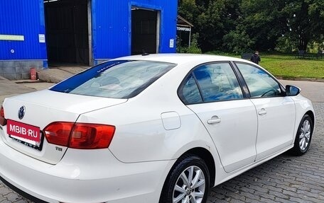 Volkswagen Jetta VI, 2013 год, 915 000 рублей, 4 фотография