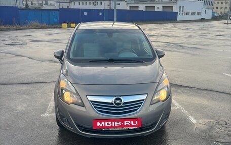 Opel Meriva, 2011 год, 800 000 рублей, 3 фотография