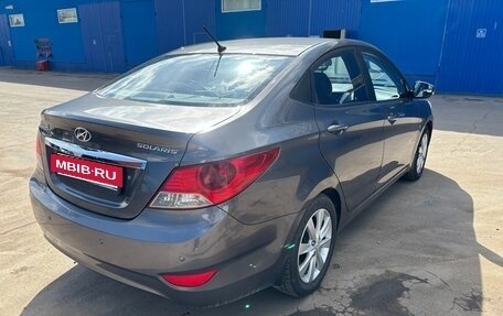 Hyundai Solaris II рестайлинг, 2011 год, 550 000 рублей, 6 фотография