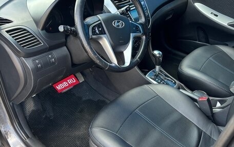 Hyundai Solaris II рестайлинг, 2011 год, 550 000 рублей, 10 фотография