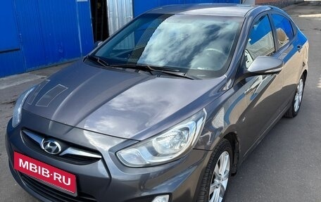Hyundai Solaris II рестайлинг, 2011 год, 550 000 рублей, 7 фотография