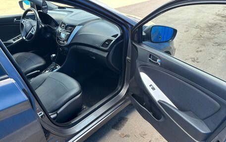 Hyundai Solaris II рестайлинг, 2011 год, 550 000 рублей, 13 фотография