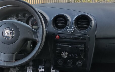 SEAT Cordoba II, 2002 год, 250 000 рублей, 17 фотография