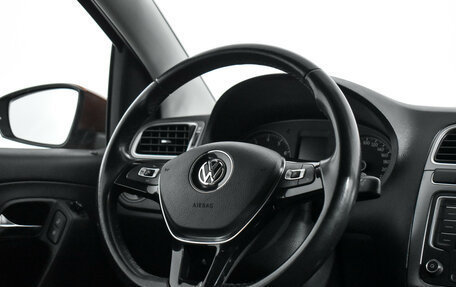 Volkswagen Polo VI (EU Market), 2016 год, 1 100 000 рублей, 14 фотография