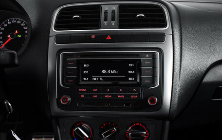 Volkswagen Polo VI (EU Market), 2016 год, 1 100 000 рублей, 16 фотография