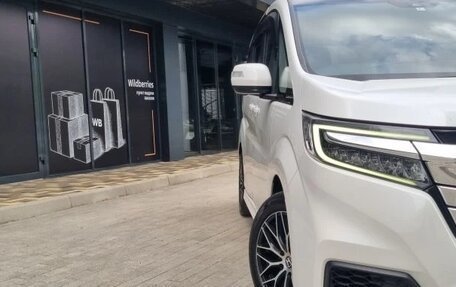 Honda Stepwgn IV, 2018 год, 2 120 000 рублей, 6 фотография
