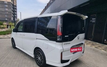Honda Stepwgn IV, 2018 год, 2 120 000 рублей, 7 фотография