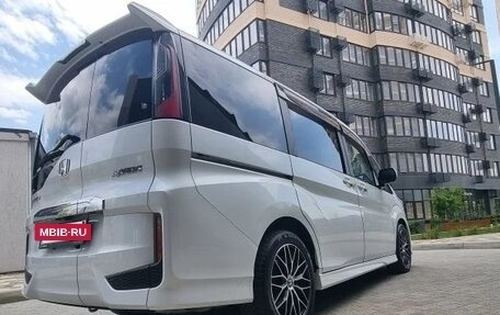 Honda Stepwgn IV, 2018 год, 2 120 000 рублей, 8 фотография