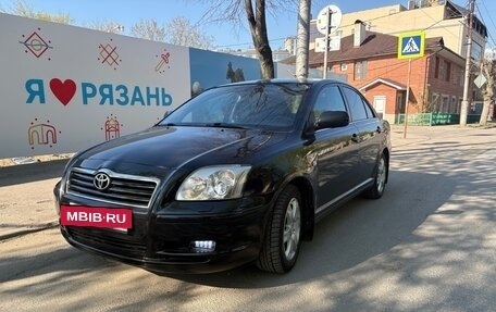 Toyota Avensis III рестайлинг, 2005 год, 730 000 рублей, 3 фотография