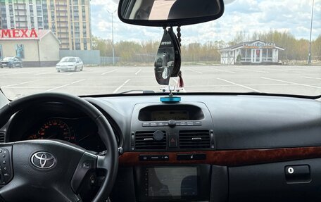 Toyota Avensis III рестайлинг, 2005 год, 730 000 рублей, 11 фотография