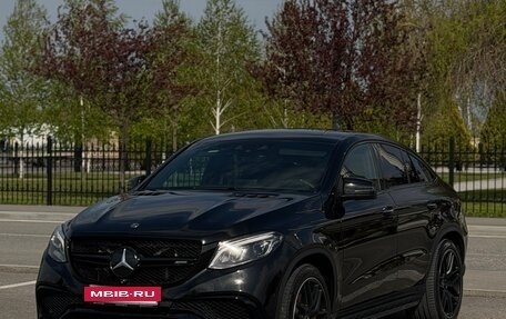 Mercedes-Benz GLE AMG, 2017 год, 4 300 000 рублей, 3 фотография