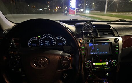 Toyota Camry, 2014 год, 1 800 000 рублей, 10 фотография