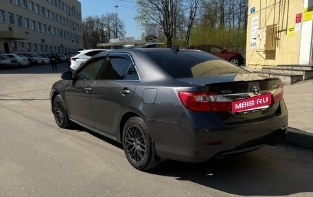 Toyota Camry, 2014 год, 1 800 000 рублей, 4 фотография