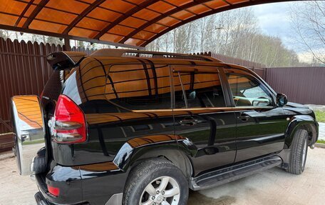 Toyota Land Cruiser Prado 120 рестайлинг, 2006 год, 2 950 000 рублей, 6 фотография