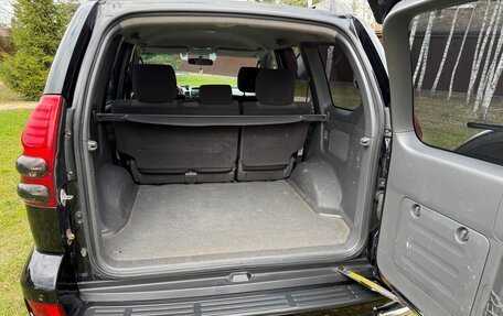 Toyota Land Cruiser Prado 120 рестайлинг, 2006 год, 2 950 000 рублей, 9 фотография