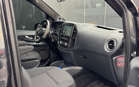 Mercedes-Benz Vito, 2017 год, 5 000 000 рублей, 15 фотография