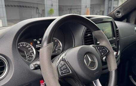 Mercedes-Benz Vito, 2017 год, 5 000 000 рублей, 23 фотография