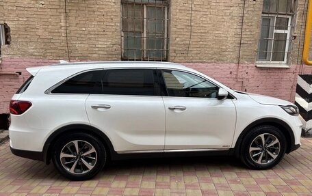 KIA Sorento III Prime рестайлинг, 2018 год, 2 850 000 рублей, 3 фотография
