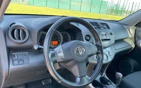 Toyota RAV4, 2006 год, 990 000 рублей, 18 фотография