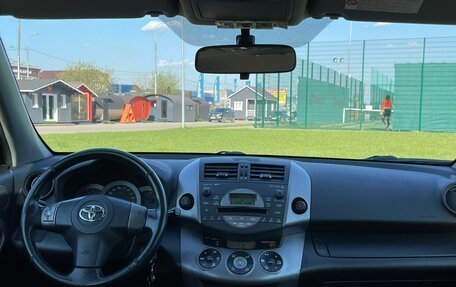 Toyota RAV4, 2006 год, 990 000 рублей, 28 фотография