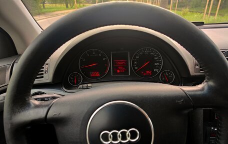 Audi A4, 2001 год, 777 000 рублей, 16 фотография