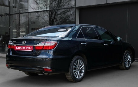 Toyota Camry, 2016 год, 2 400 000 рублей, 4 фотография