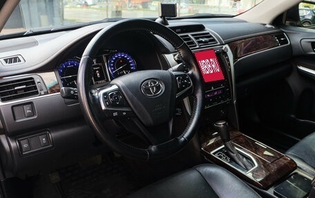 Toyota Camry, 2016 год, 2 400 000 рублей, 15 фотография