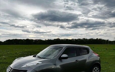Nissan Juke II, 2014 год, 1 000 000 рублей, 1 фотография