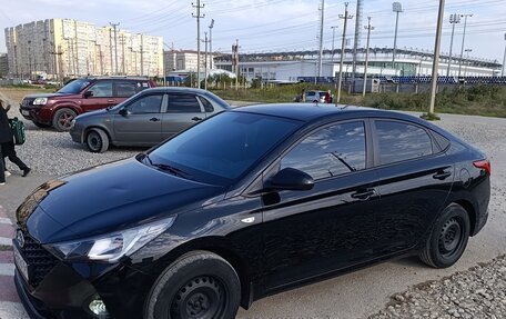 Hyundai Solaris II рестайлинг, 2021 год, 1 425 000 рублей, 4 фотография