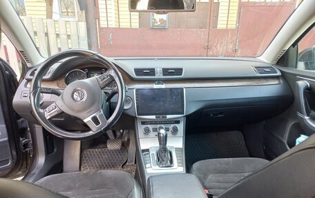 Volkswagen Passat B7, 2013 год, 970 000 рублей, 5 фотография