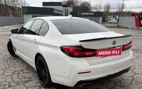 BMW 5 серия, 2021 год, 4 490 000 рублей, 2 фотография