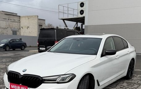 BMW 5 серия, 2021 год, 4 490 000 рублей, 8 фотография
