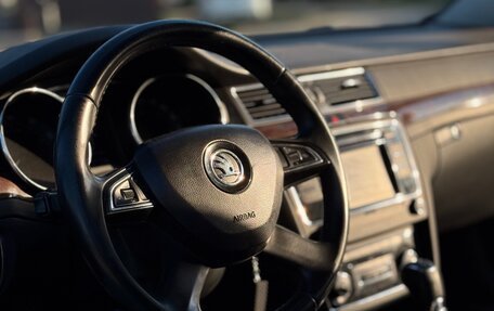 Skoda Superb III рестайлинг, 2014 год, 1 120 000 рублей, 4 фотография