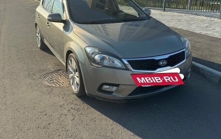 KIA cee'd I рестайлинг, 2011 год, 680 000 рублей, 3 фотография