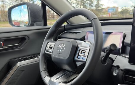 Toyota RAV4, 2026 год, 4 200 000 рублей, 22 фотография