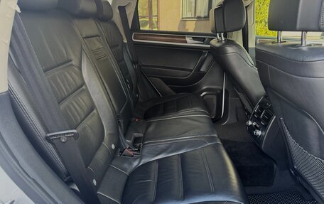 Volkswagen Touareg III, 2015 год, 2 600 000 рублей, 9 фотография