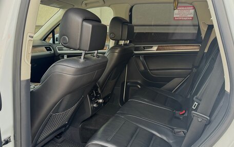 Volkswagen Touareg III, 2015 год, 2 600 000 рублей, 14 фотография