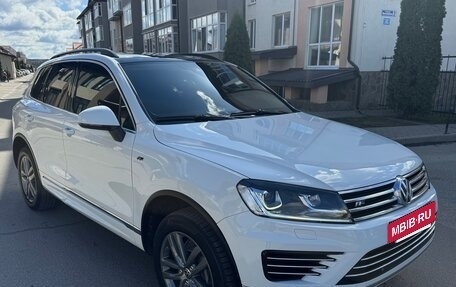 Volkswagen Touareg III, 2015 год, 2 600 000 рублей, 5 фотография