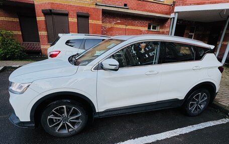 Geely Coolray I, 2022 год, 1 600 000 рублей, 4 фотография