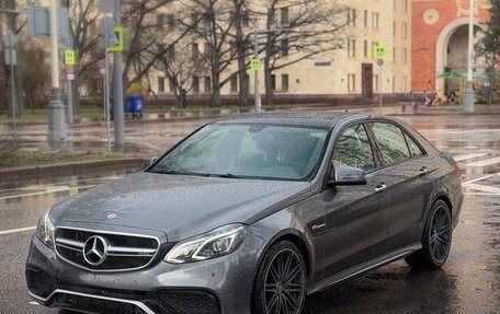 Mercedes-Benz E-Класс AMG, 2013 год, 3 600 000 рублей, 2 фотография