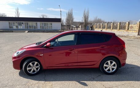 Hyundai Solaris II рестайлинг, 2012 год, 730 000 рублей, 10 фотография