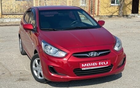 Hyundai Solaris II рестайлинг, 2012 год, 730 000 рублей, 4 фотография